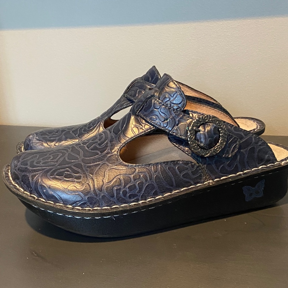 Alegria -Women's Leather Blue Embossed Slip-On Shoes